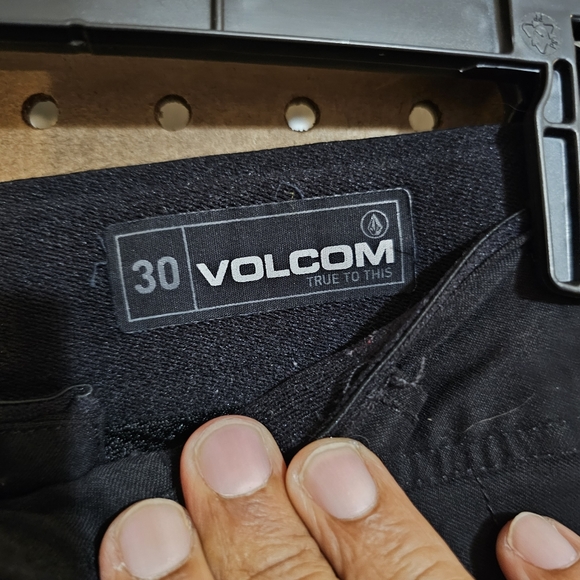 Volcom Outdoor Active Jogger Style Pants W/Drawstring And Belt Loops - Picture 2 of 8